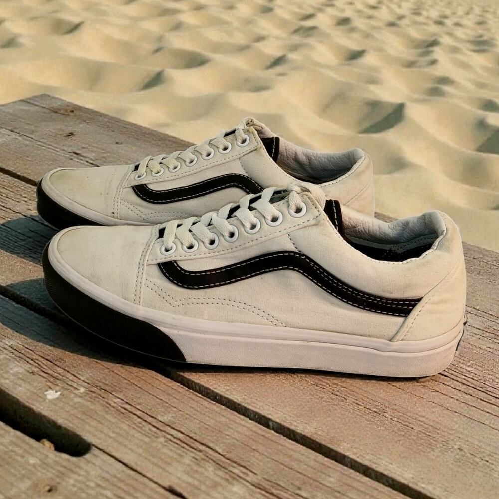 Vans SK8 Off The Wall White & Black Sneakers - Women's 8.5